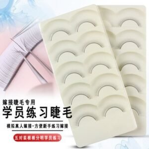 A Model For Practicing Eyelash Application