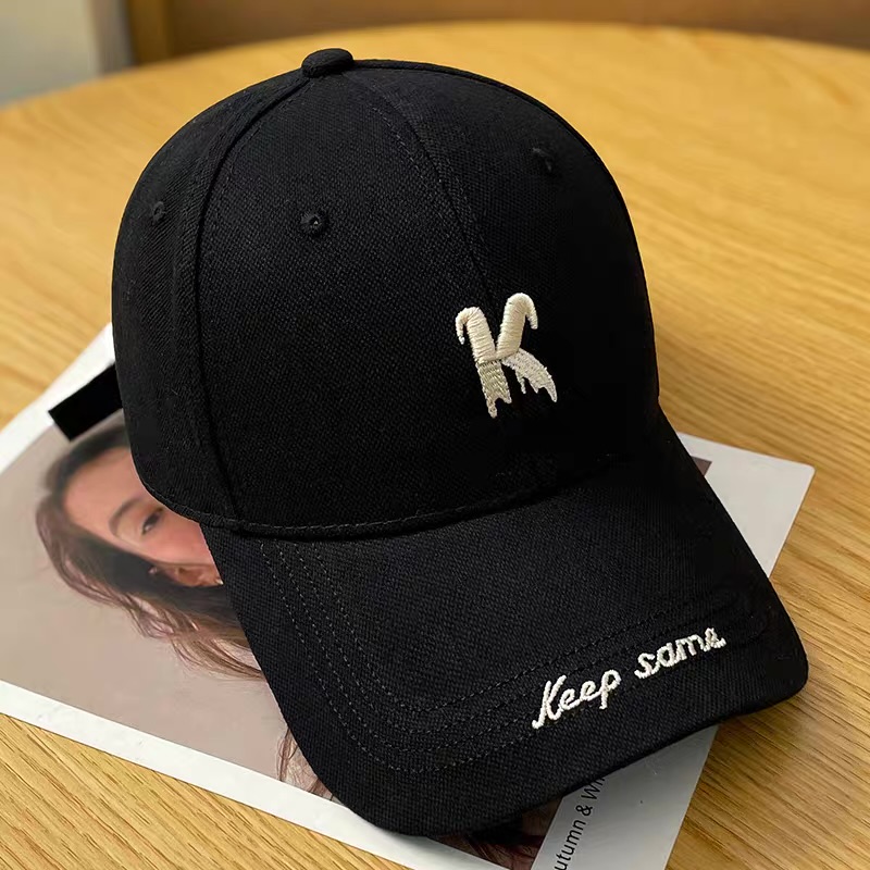 Modern Casual Cap for Men & Women - Model 104