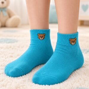 Short socks with bear embroidery - Turquoise