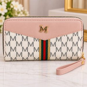 Women's long wallet with a stylish and practical design