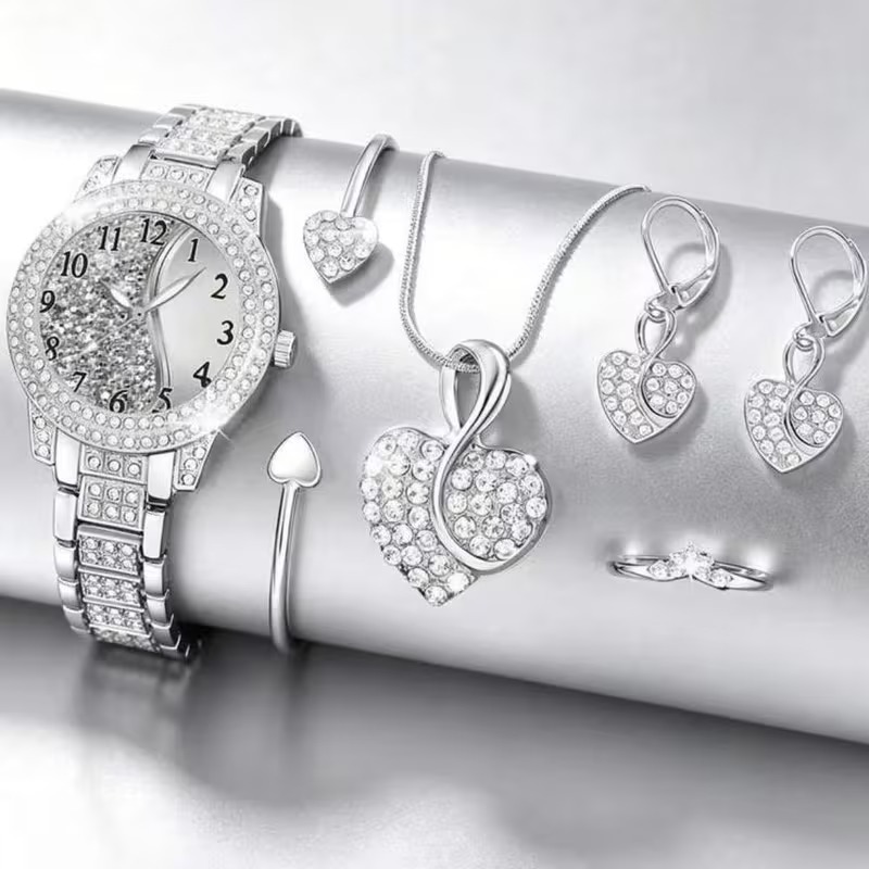 طقم ساعة نسائية فضي مع إكسسوارات بتصميم القلوب – 5 قطع